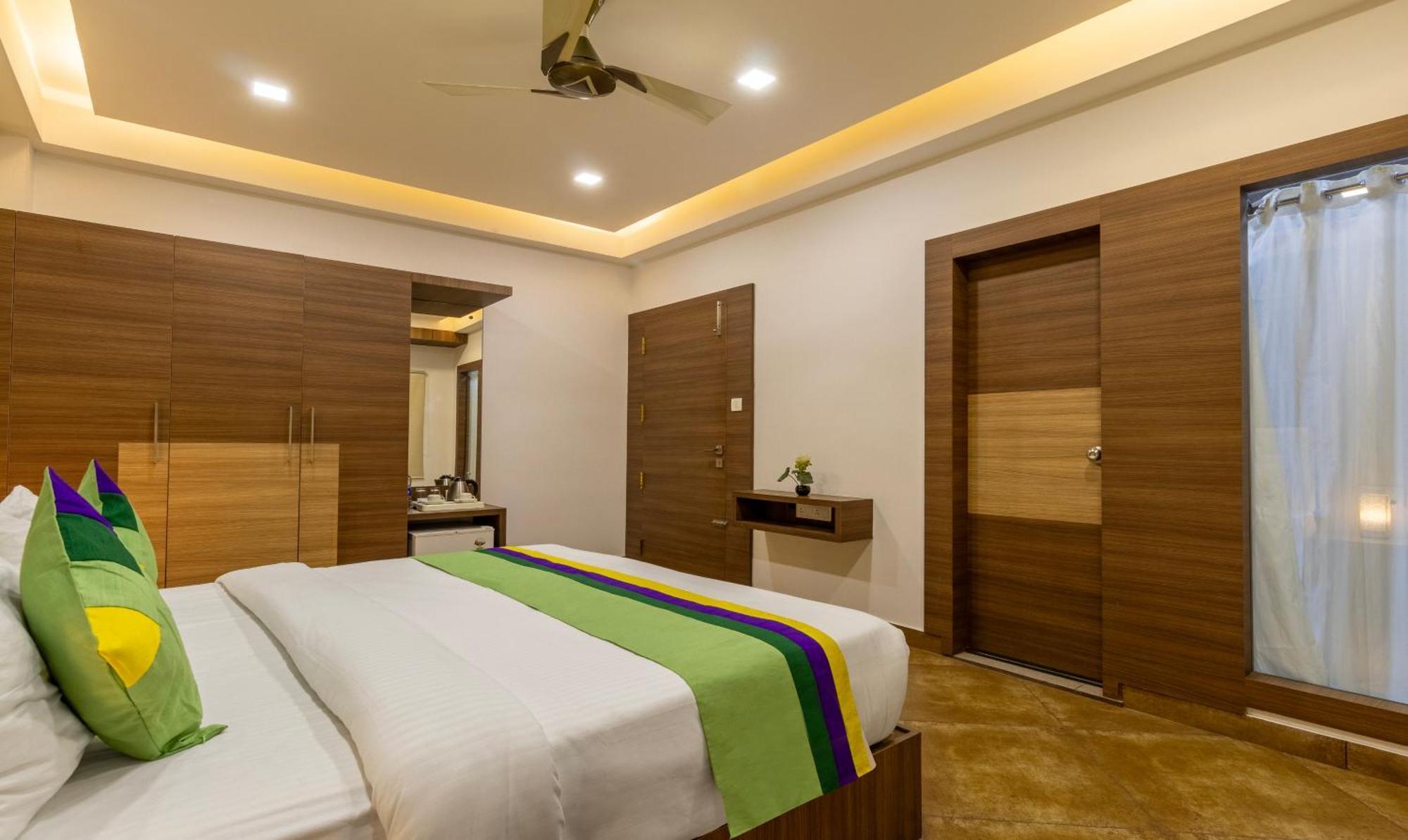Treebo Grand Canyon By D2V Kochi Extérieur photo